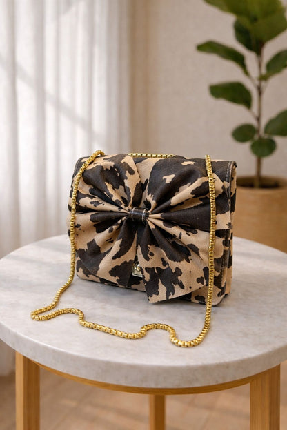 Trendy Girls Shoulder Bag – Sleek Synthetic Leather