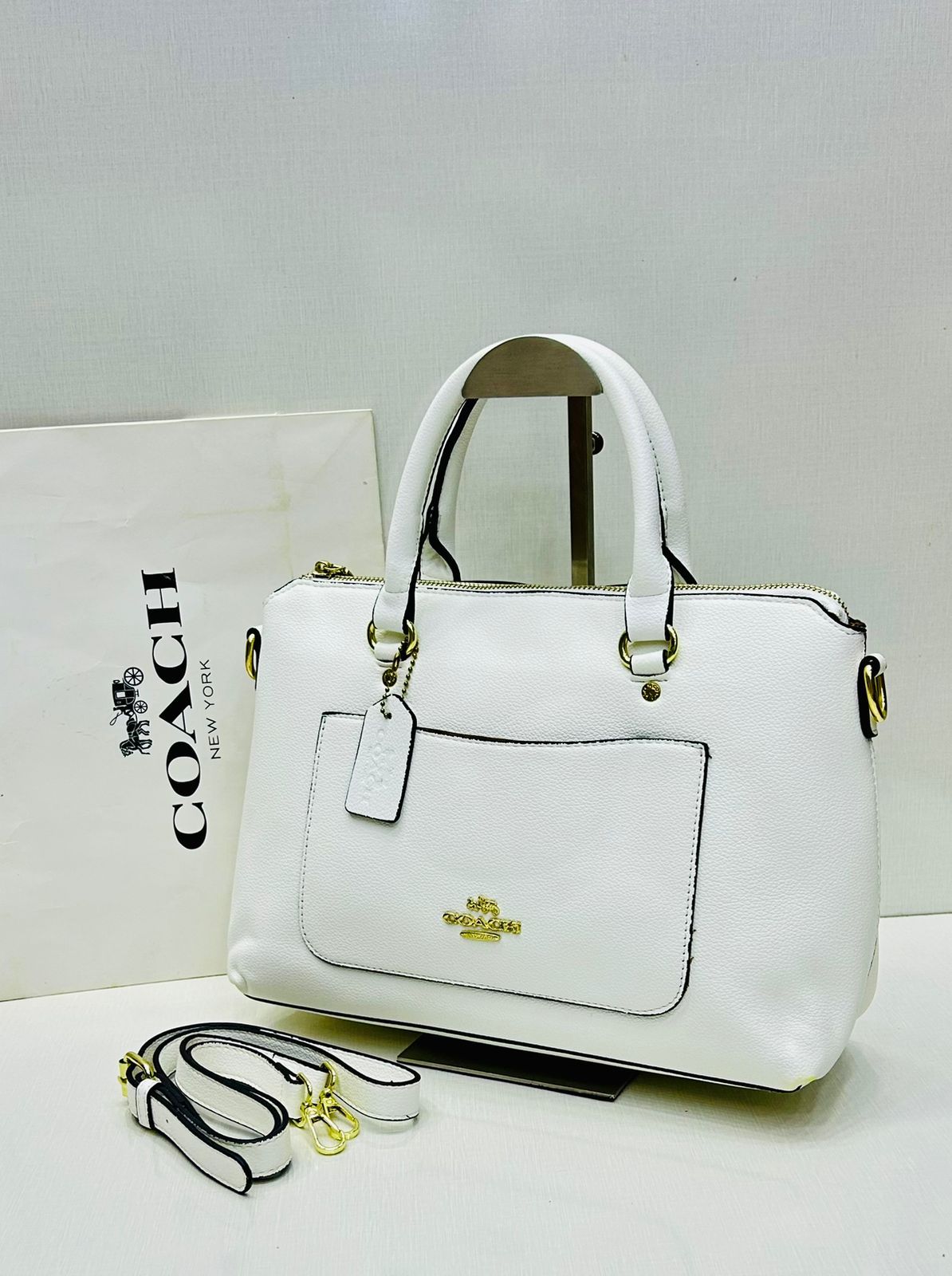 Stylish Hand & Shoulder Bag – Daily Essential