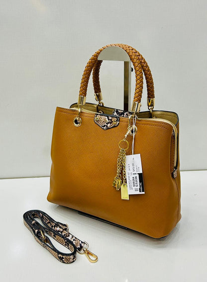Stylish Women’s Shoulder Bag – Trendy & Spacious Everyday Handbag